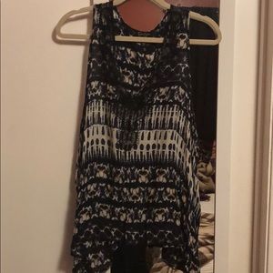 Jessica Simpson tank top